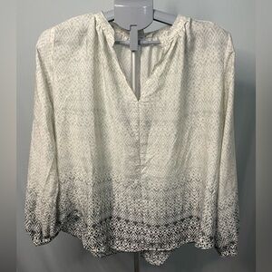 GAP‎ Elegant White and Gray Women's Top SMALL